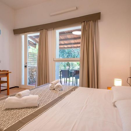 Residence Le Vele Stintino Εξωτερικό φωτογραφία